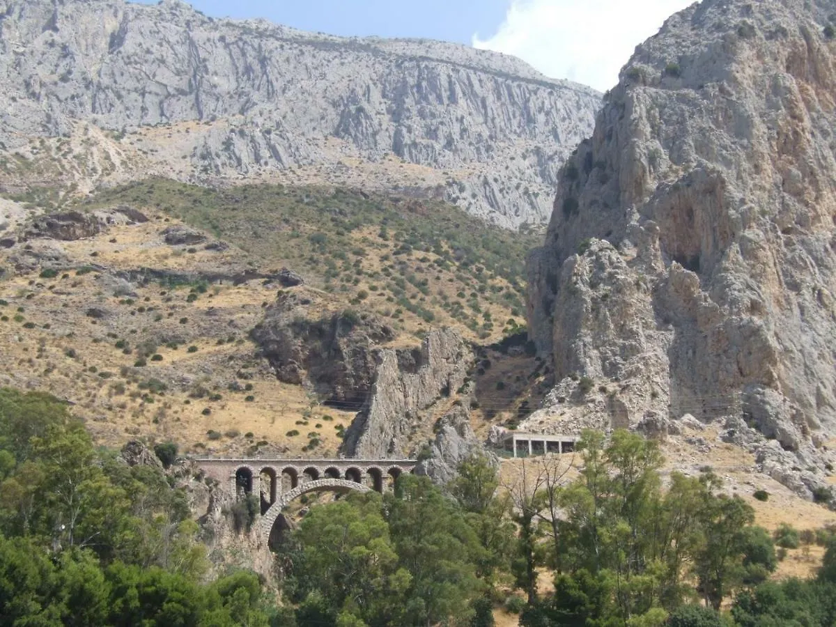 Villa El Emigrante à Alora Hébergement de vacances El Chorro